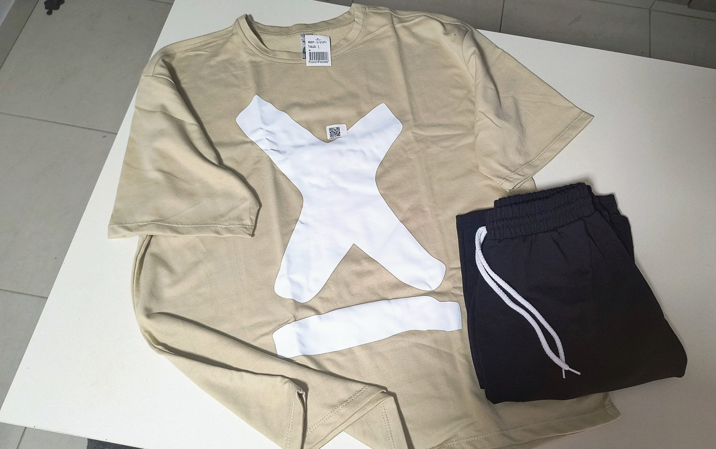 CONJUNTO URBAN X – MINIMALISMO CON ACTITUD