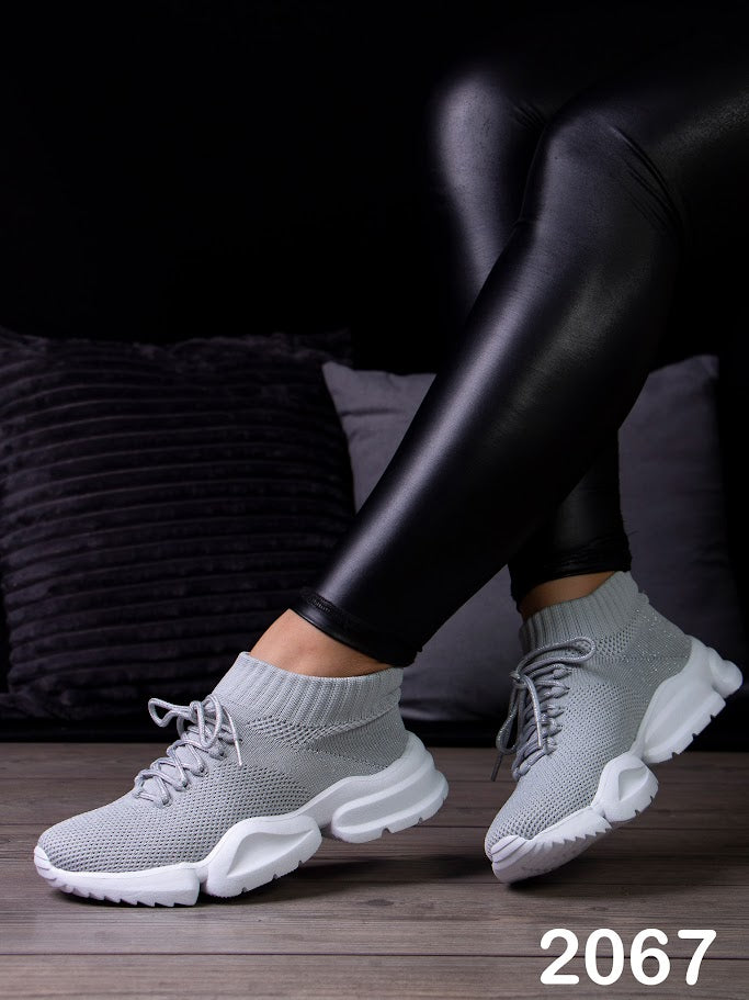 ZAPATOS DEPORTIVOS ULTRALIVIANOS